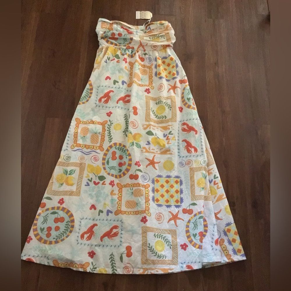 NWT Picnic Printed Maxi Sleeveless Dress in White with Multicolor Motif